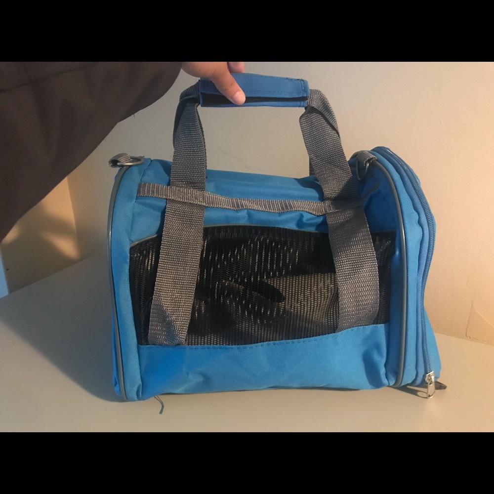 (NEW) Small Dog Carrier